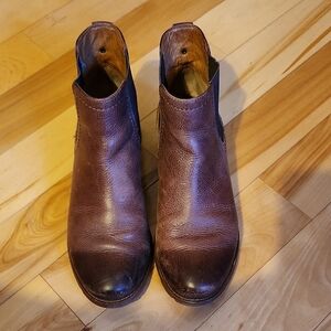 Sofft Leather Chelsea Boot, 9